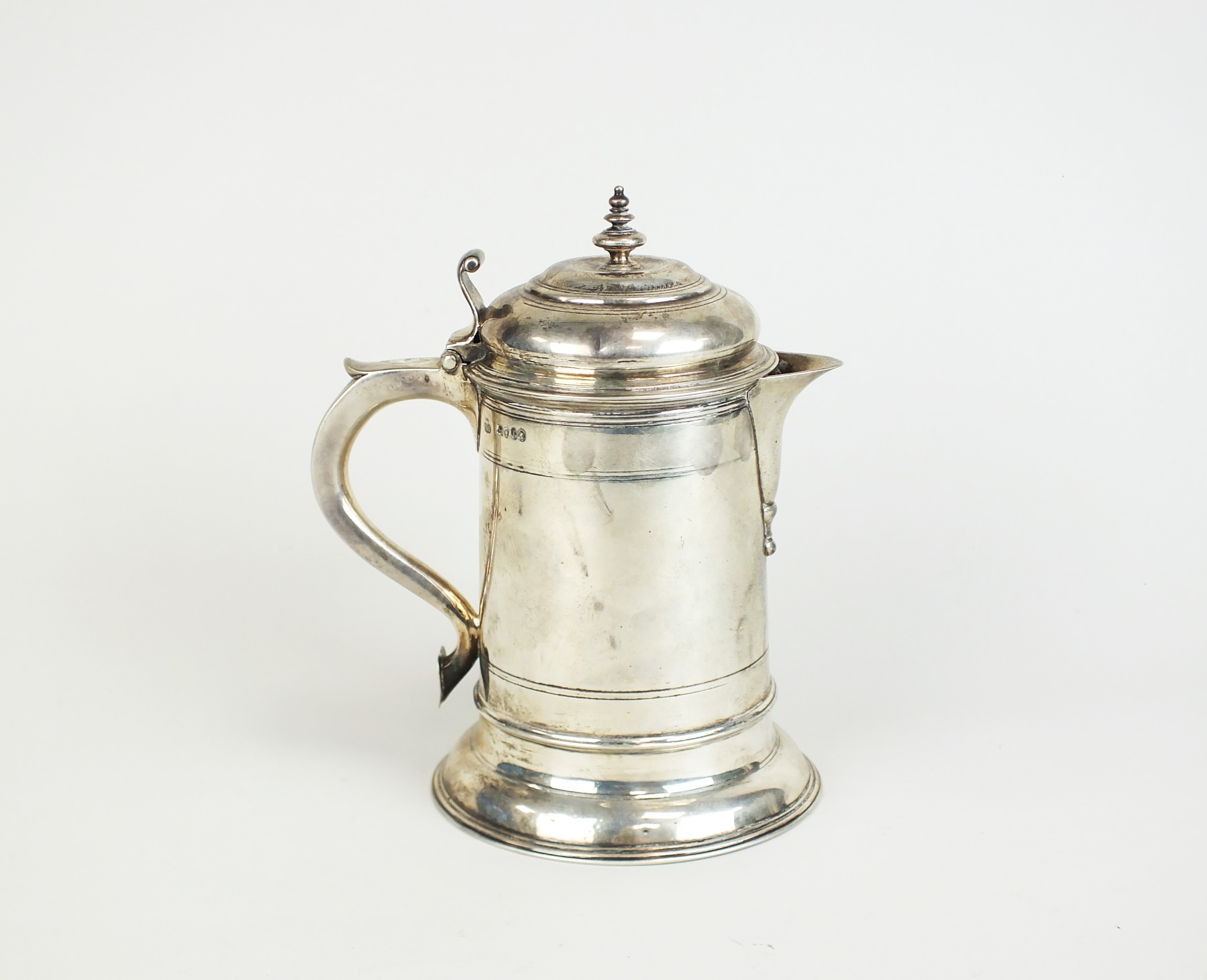 1-	A Victorian silver tankard with later spout that bearing no hallmark